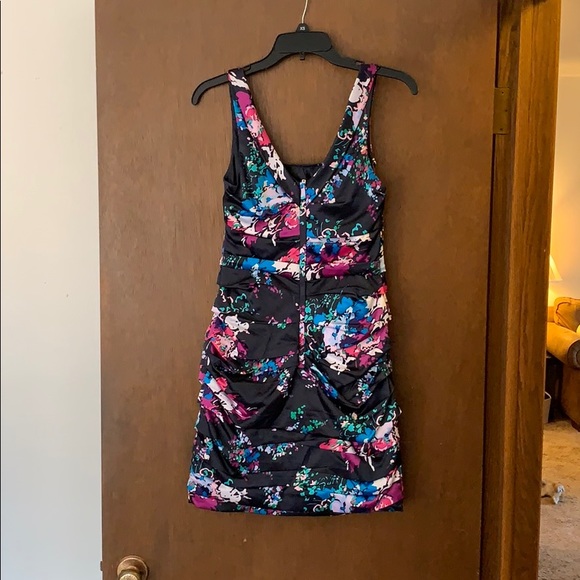Express Dress - Picture 2 of 3